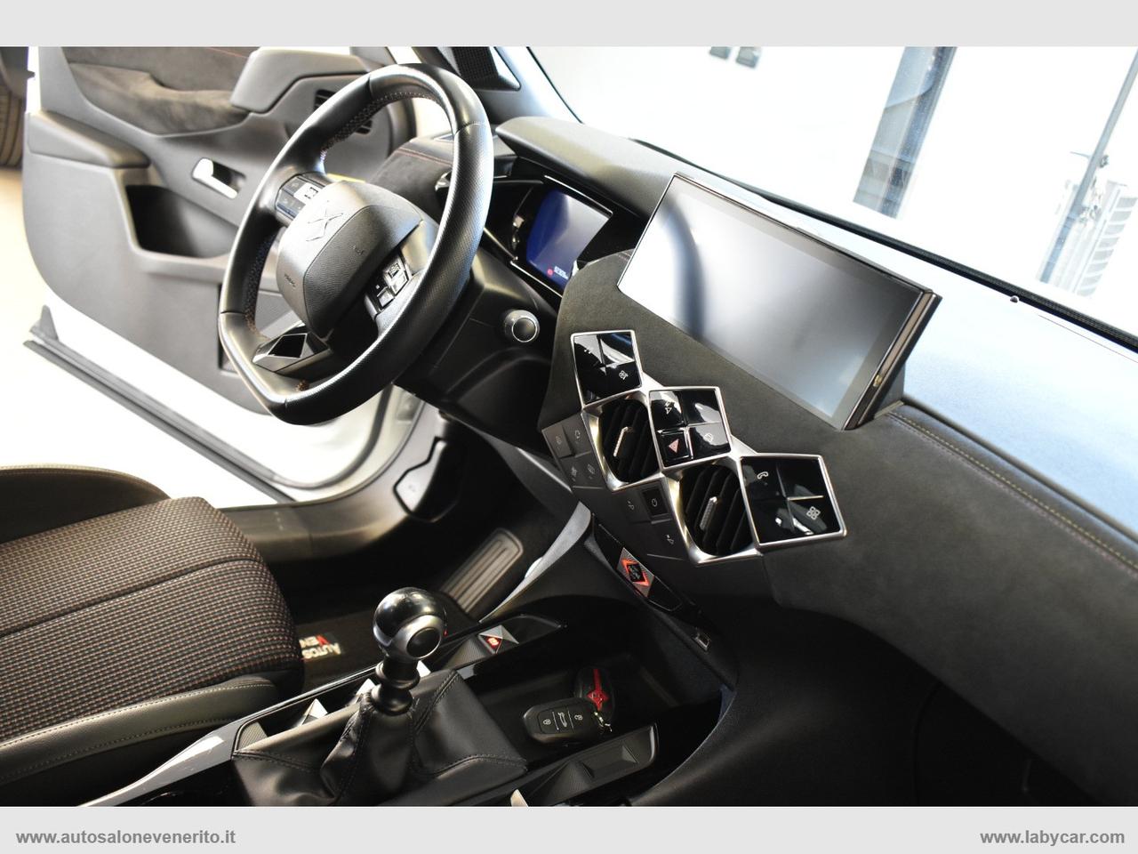 DS AUTOMOBILES DS 3 Crossback BlueHDi 100 Perform. Line