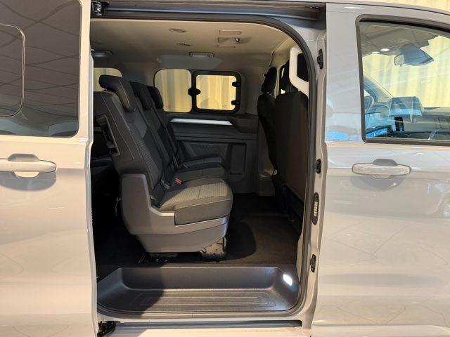 VOLKSWAGEN Caravelle 2.0 TDI Life 9P Camera LED App Connect