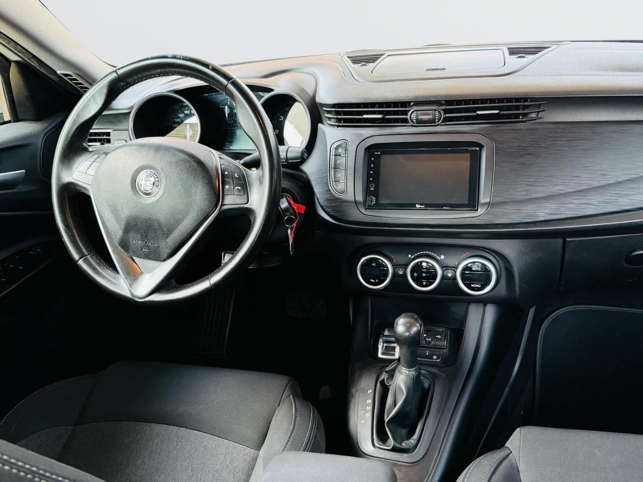 Alfa Romeo Giulietta 1.6 MTJ AUTOMATICA 120 CV Super*RESTYLING*NEOPATENTATI*