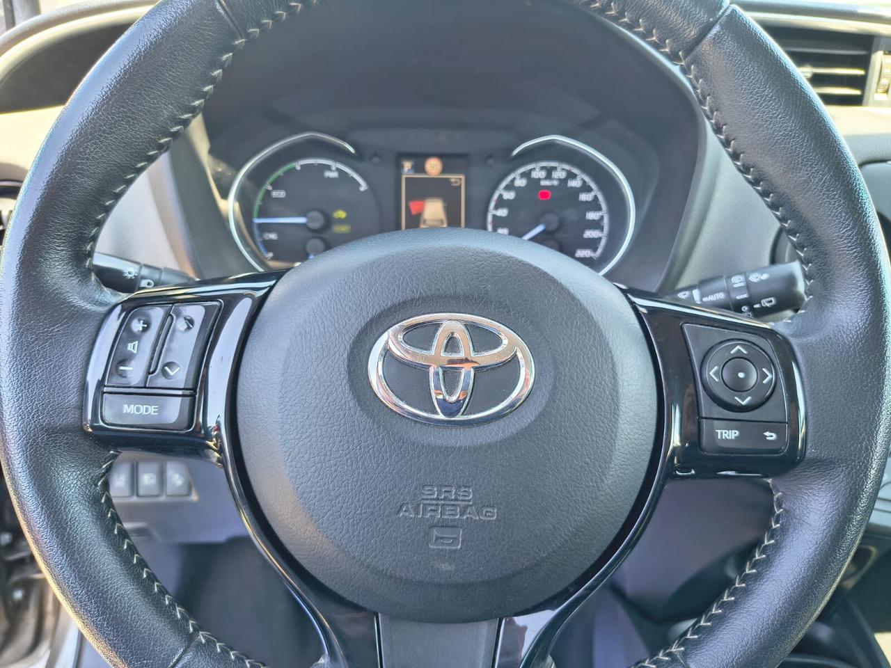 Toyota Yaris 1.5 Hybrid 5 porte *PREZZO REALE*