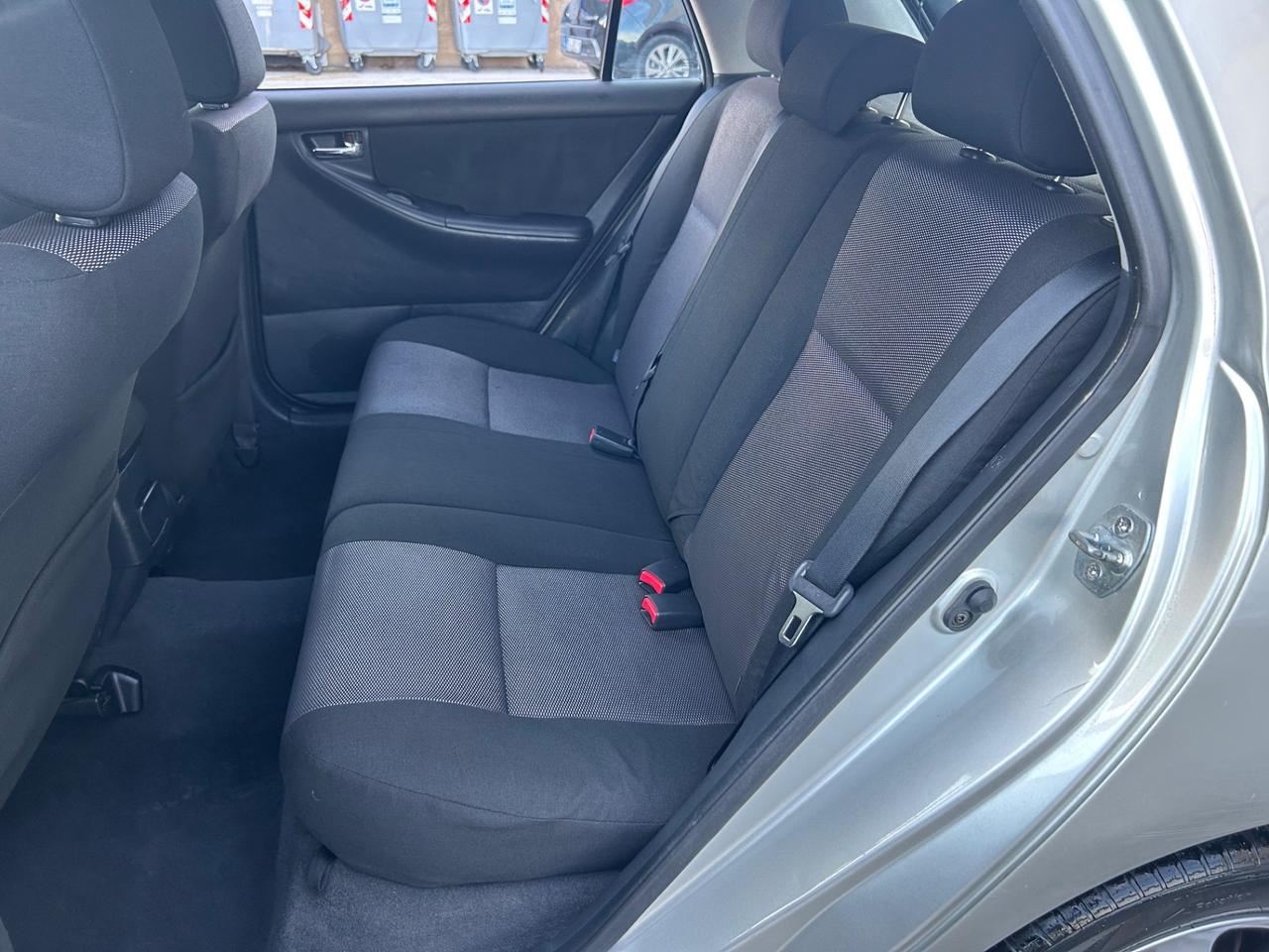 Toyota Corolla 1.4 D-4D Cambio automatico 5 porte
