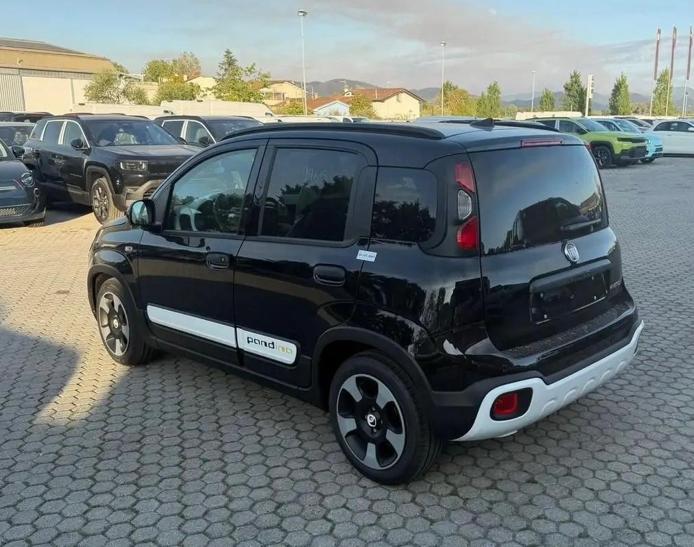 Fiat Panda Pandina 1.0 FireFly 65 CV Hybrid Cross