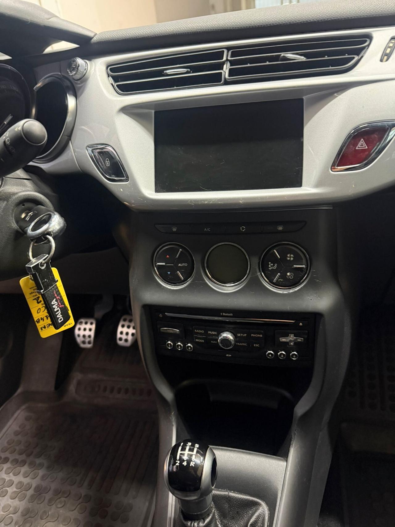 Ds DS3 1.4 BENZINA 2012 NEOP.