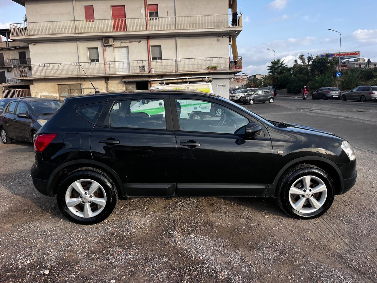 Nissan Qashqai 1.5 dci Full optional Uniproprietario