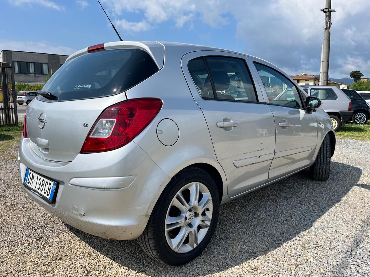 Opel Corsa 1.2 5 porte Club 62.000 km