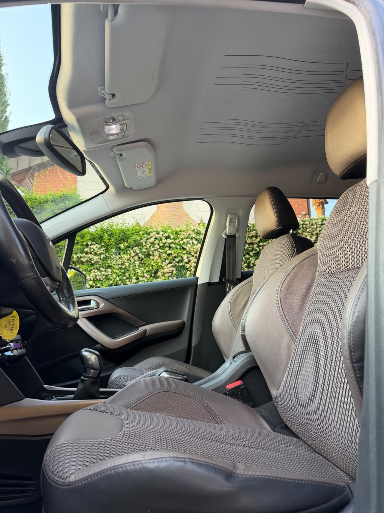 Peugeot 2008 BlueHDi 100 Allure