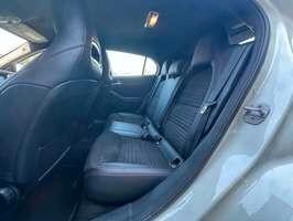 Mercedes-benz GLA 200 d Premium