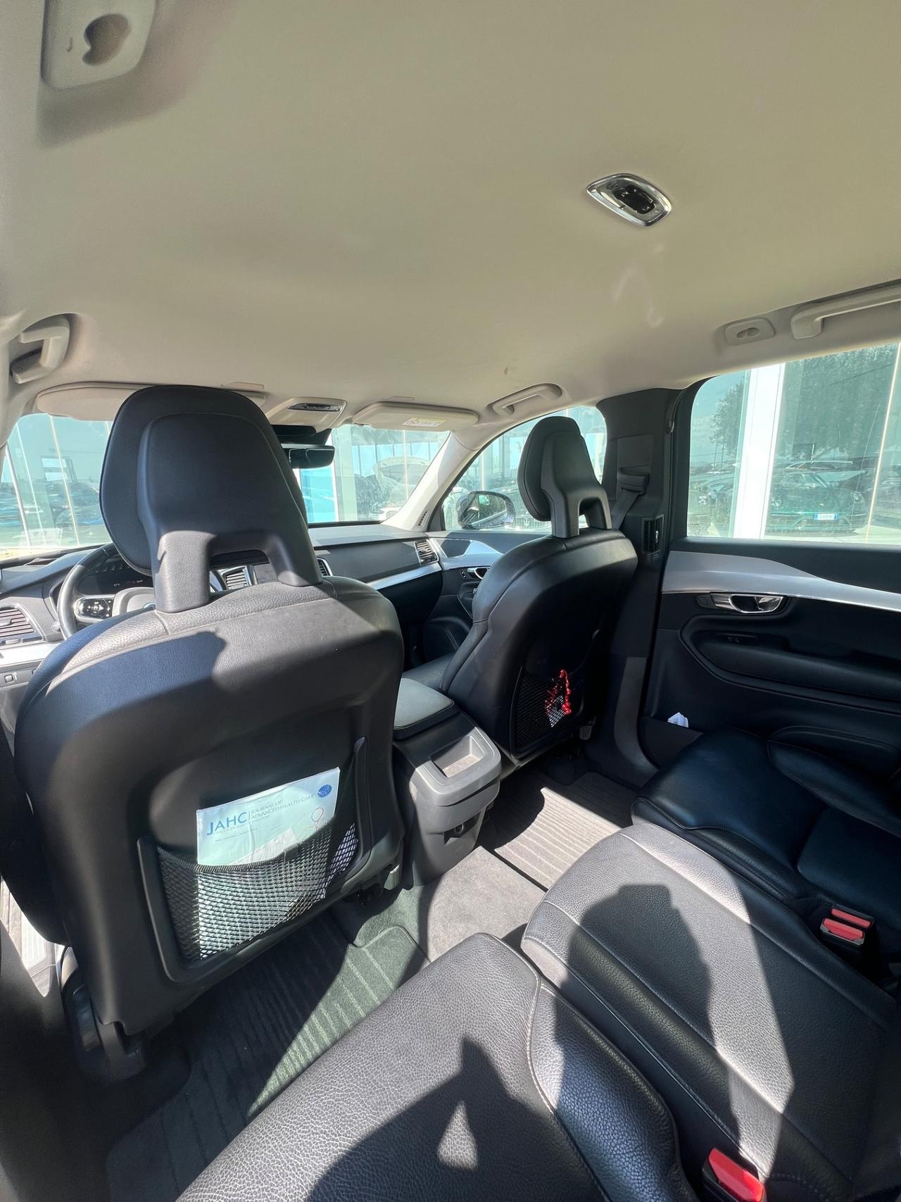 Volvo XC90 D5 AWD Geartronic 7 posti Momentum