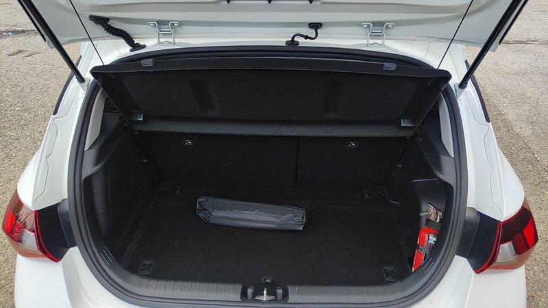 Hyundai i20 1.0 T-GDI 48V iMT ConnectLine