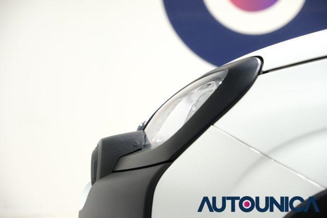 FIAT Panda 1.0 FIREFLY S&S HYBRID CITY CROSS NEOPATENTATI