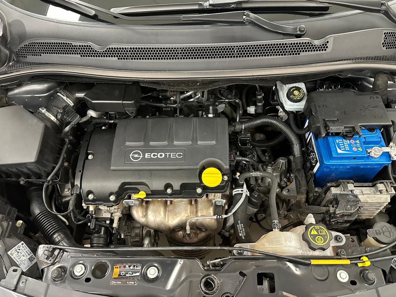 Opel Corsa 1.4 90CV Benzina Coupé b-Color - 2015
