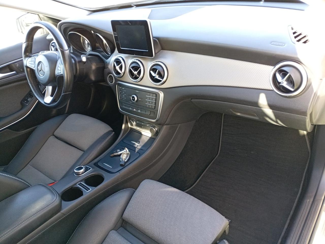 MERCEDES GLA 200 D AUTOMATICA