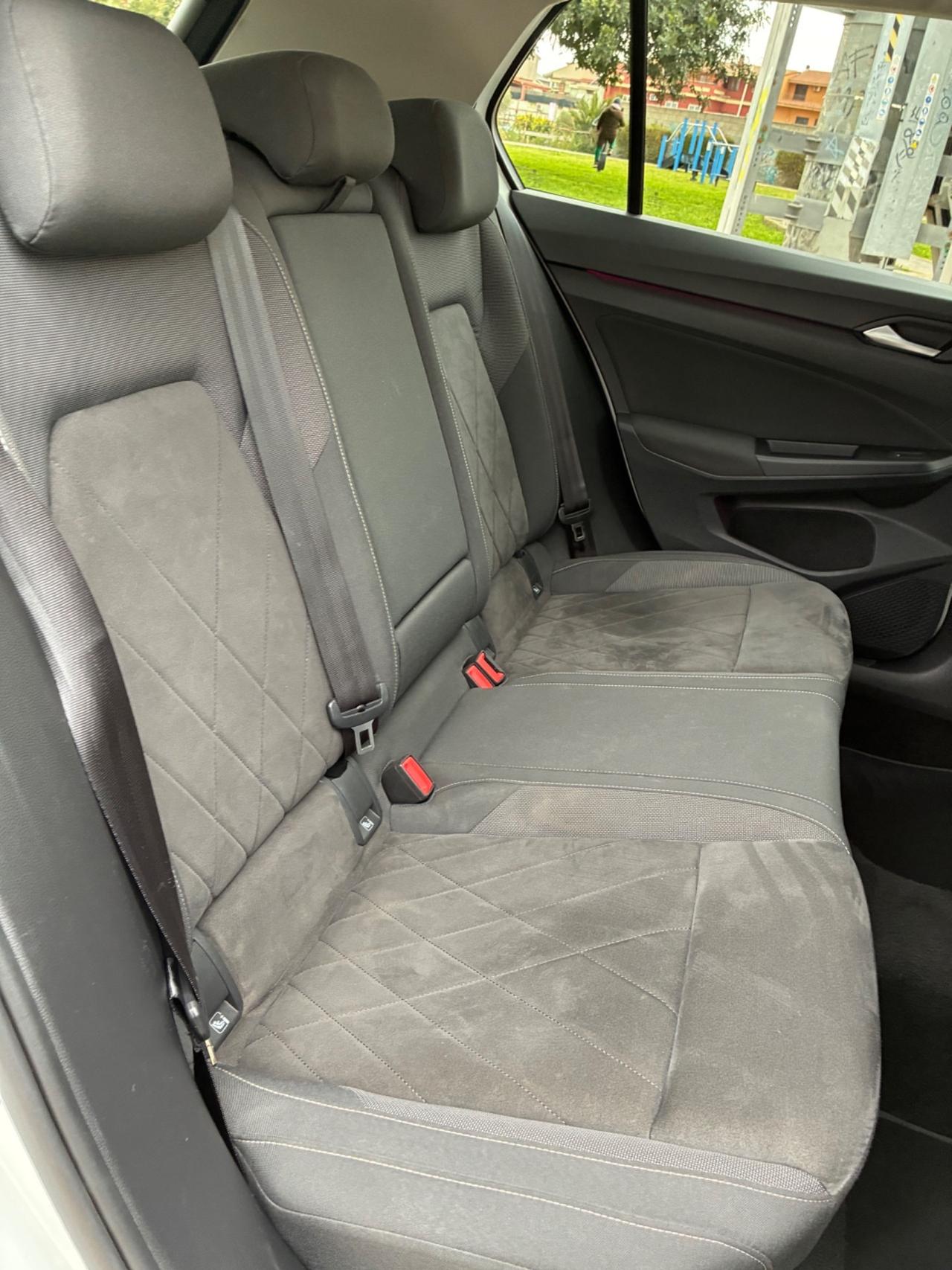 Volkswagen Golf 2.0 TDI DSG SCR Style