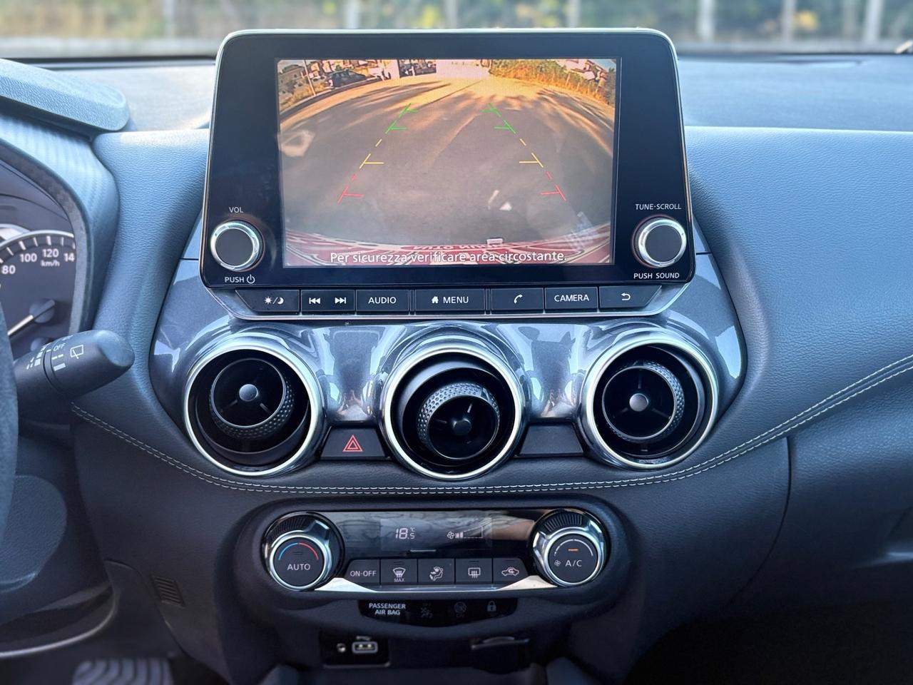 Nissan Juke 1.0 DIG-T DCT N-Connecta FULL/LED