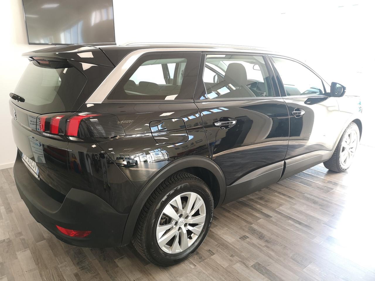 Peugeot 5008 BlueHDi 130 S&S Business