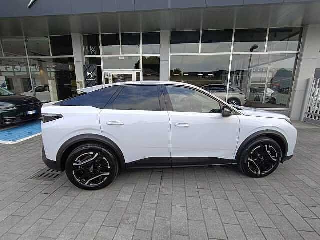 Peugeot 3008 Elettrica 210cv ALLURE KM ZERO