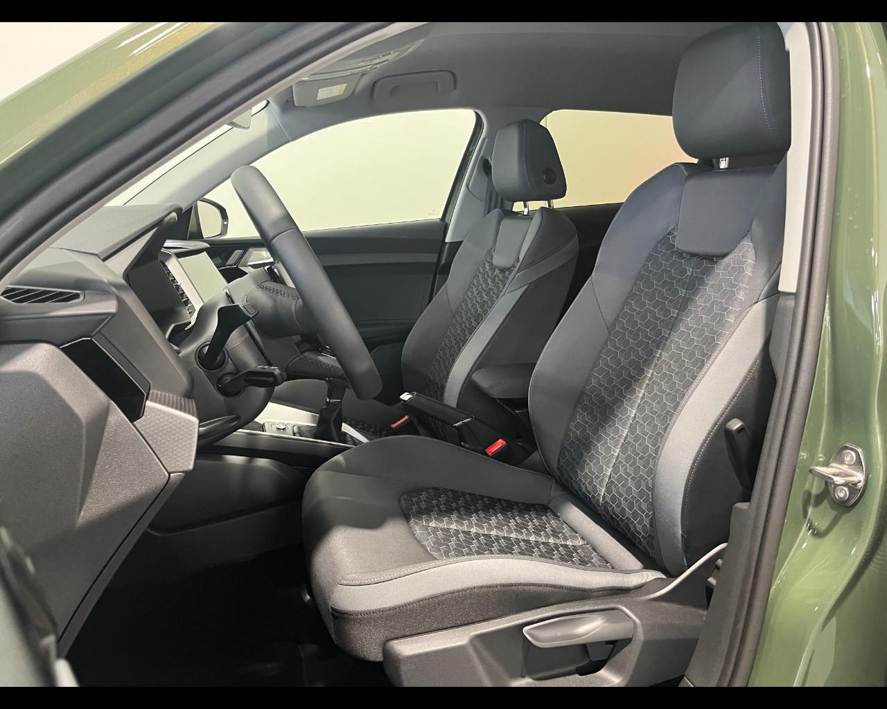 AUDI A1 SPORTBACK 30 TFSI BUSINESS