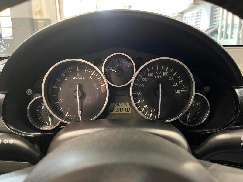 Mazda MX-5 Roadster Coupe 1.8 Revolution