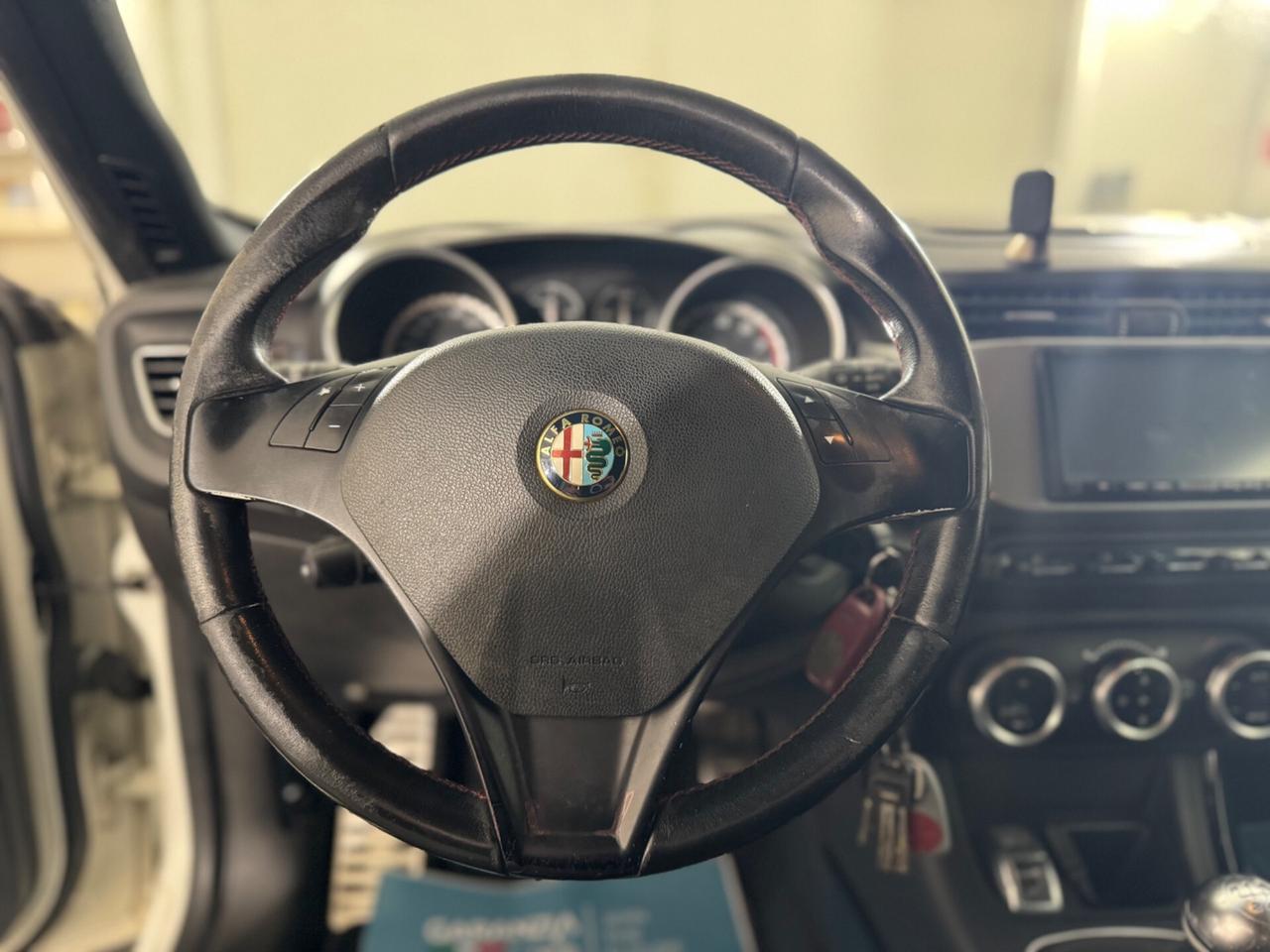 Alfa Romeo Giulietta 1750 TBi Quadrifoglio Verde