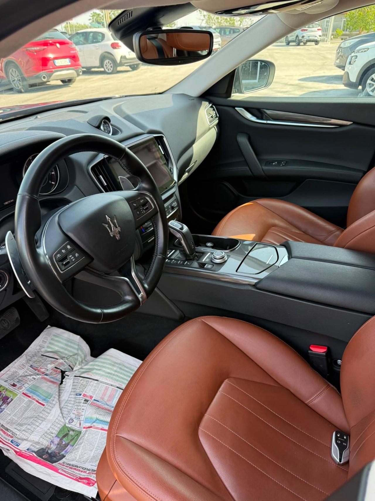 Maserati Ghibli 330 CV MHEV Executive