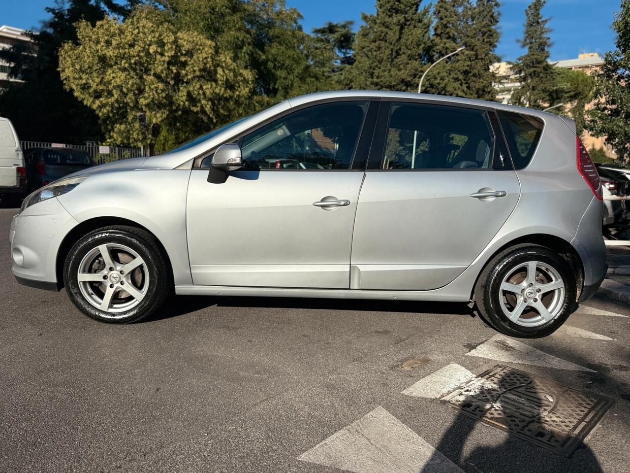Renault Scenic 1.9 dCi 130CV 2 Proprietari