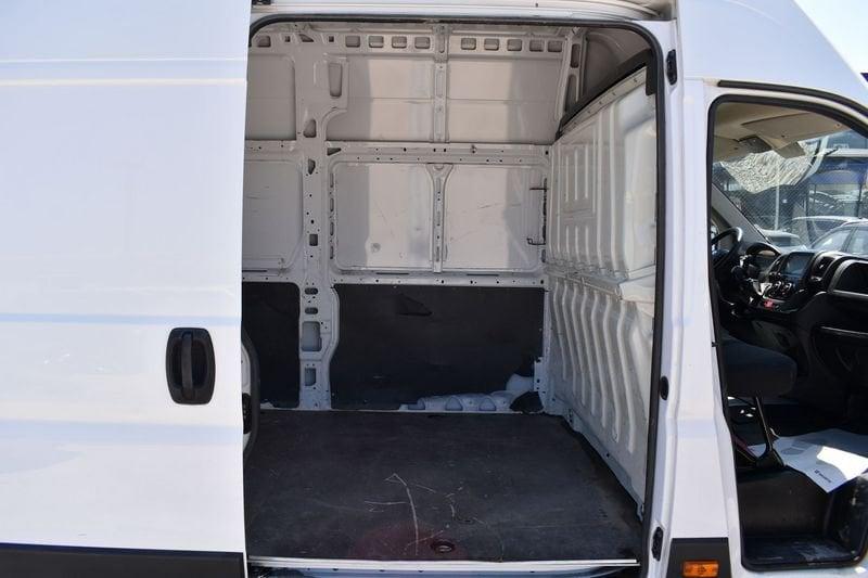 FIAT Ducato 35 2.3 MJT 140CV PL Cabinato Maxi