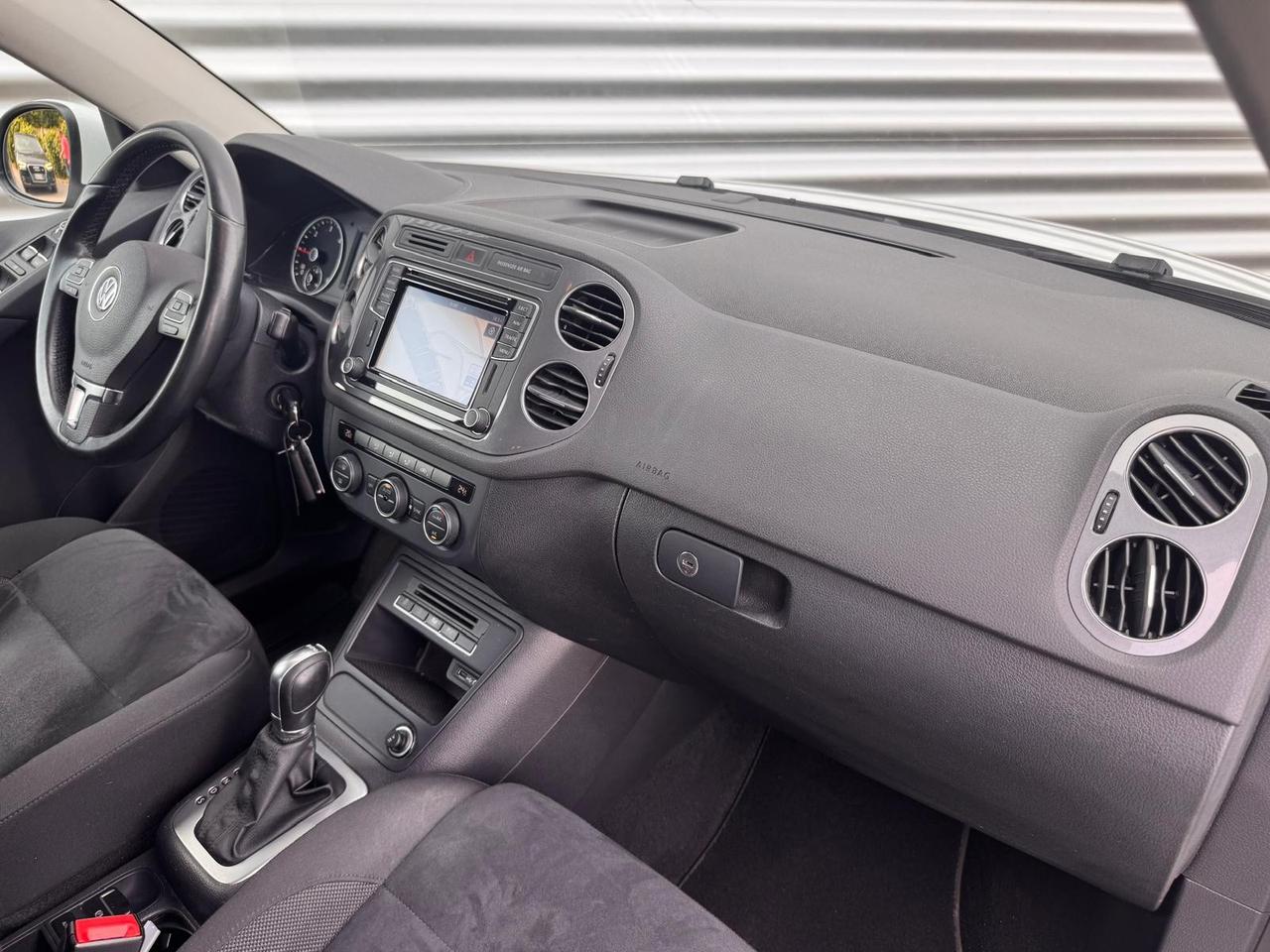 VOLKSWAGEN TIGUAN 2.0TDI DSG 4MOTION SPORT&STYLE