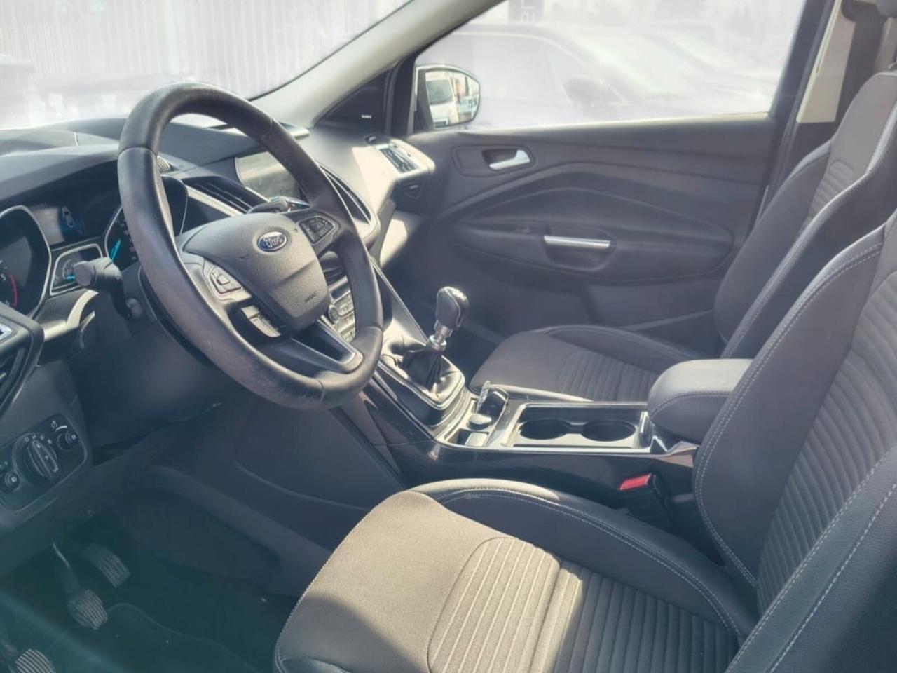 Ford Kuga 1.5 TDCI 120 CV S&S 2WD Titanium