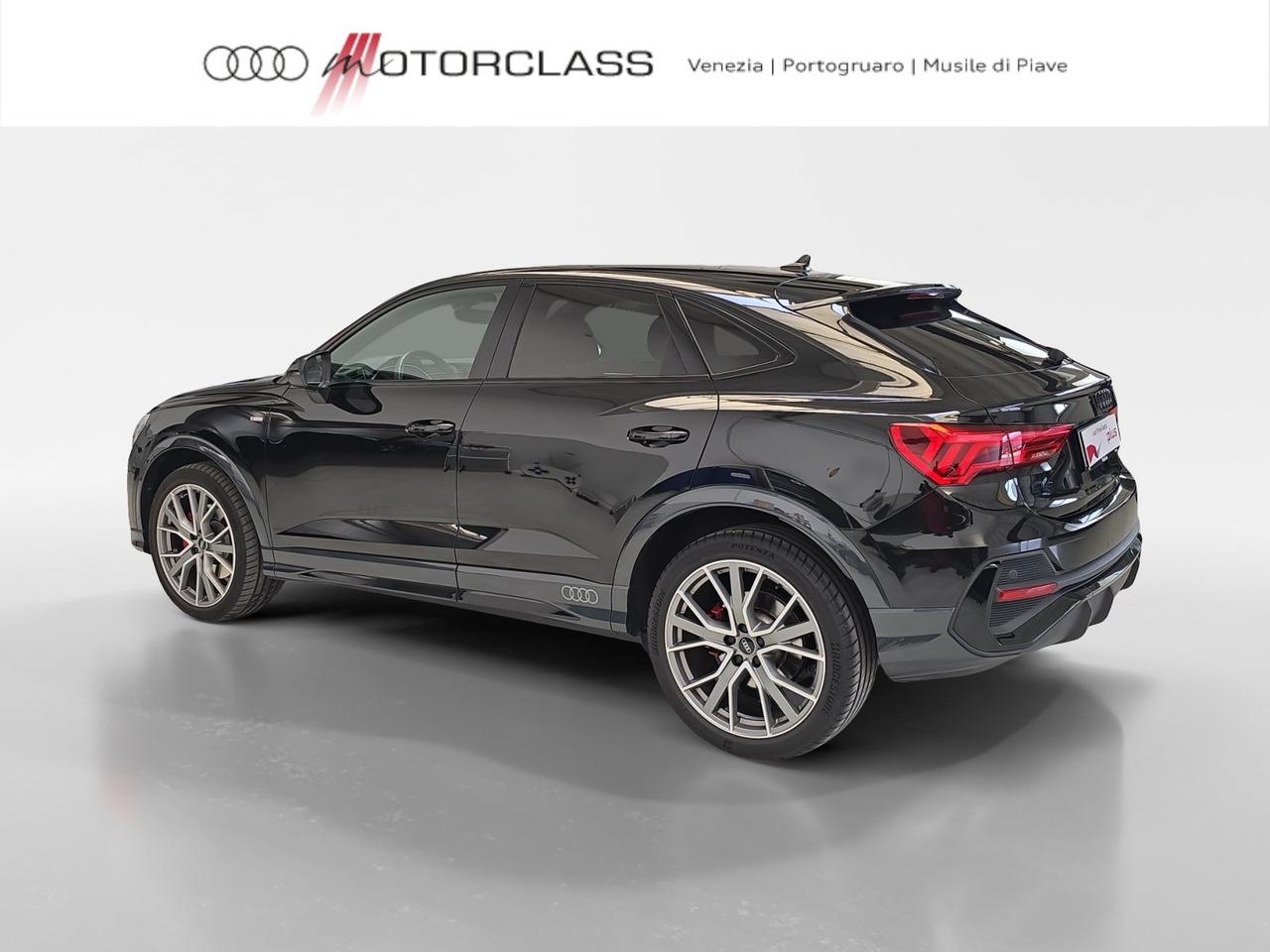 Audi Q3 sportback 45 2.0 tfsi 245cv identity black quattro s tronic