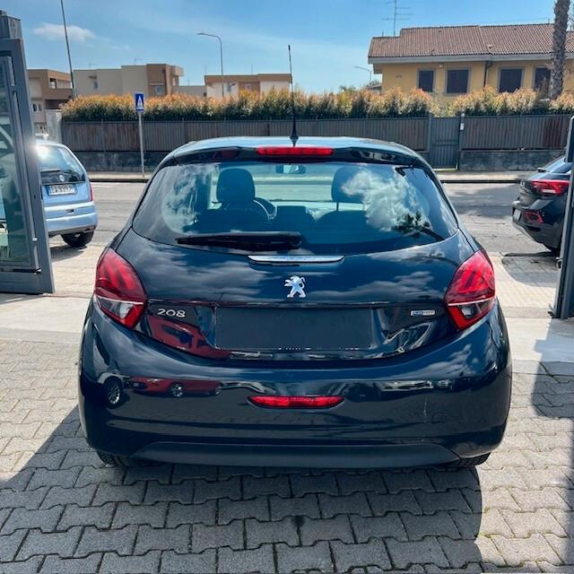 Peugeot 208 PureTech 82 5 porte Allure