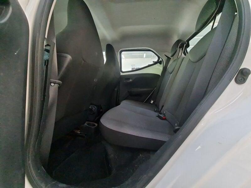 Toyota Aygo Connect 1.0 VVT-i 72 CV 5 porte x-play