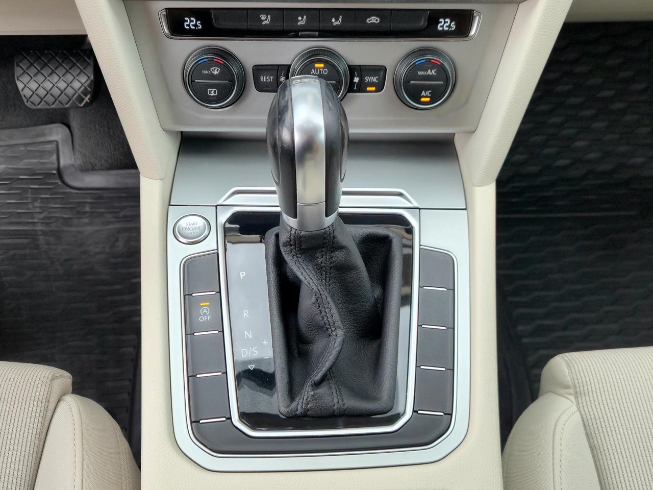 Volkswagen Passat Variant R-Line 1.6 TDI DSG