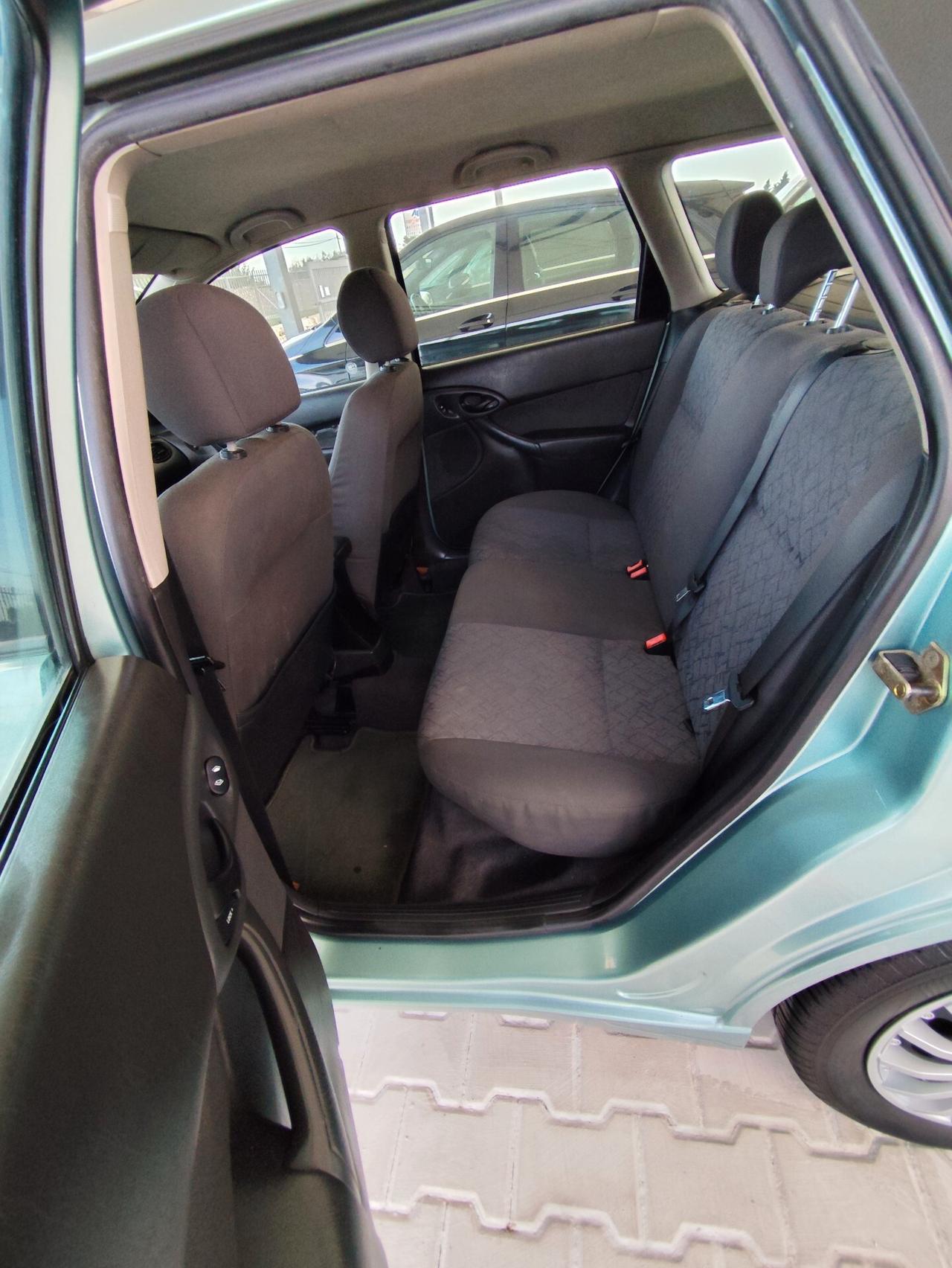 Ford Focus 1.8 TDDi cat SW Ghia