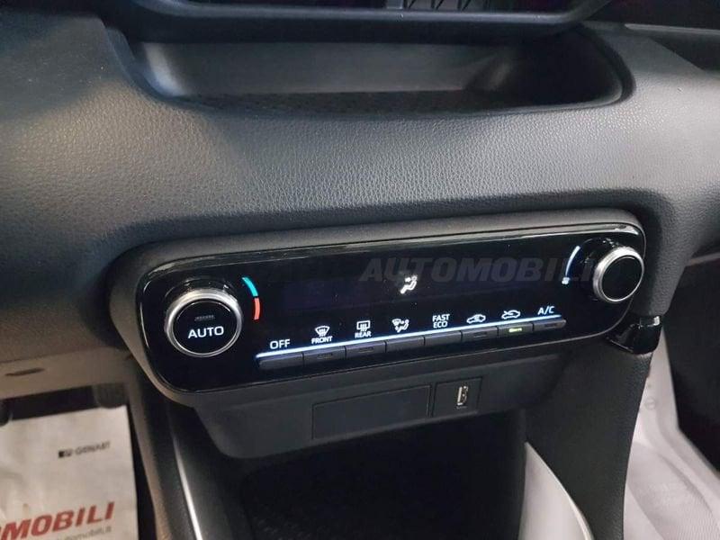 Toyota Yaris Yaris 1.5h Trend