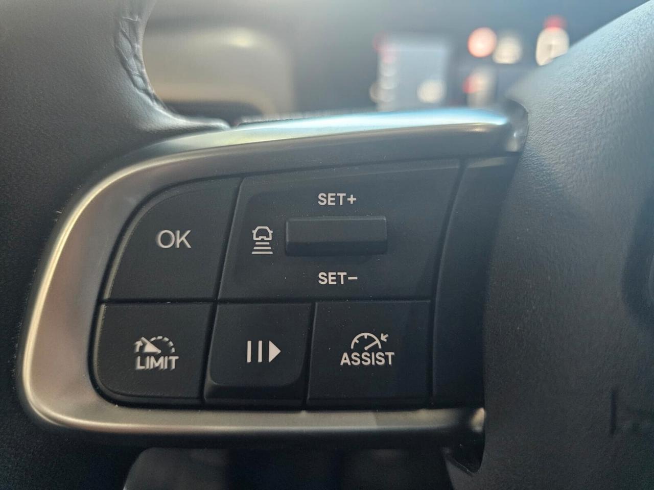 NUOVA JEEP AVENGER SUMMIT 1.2 GSE 100CV BENZINA IDENTITY BLACK LINE