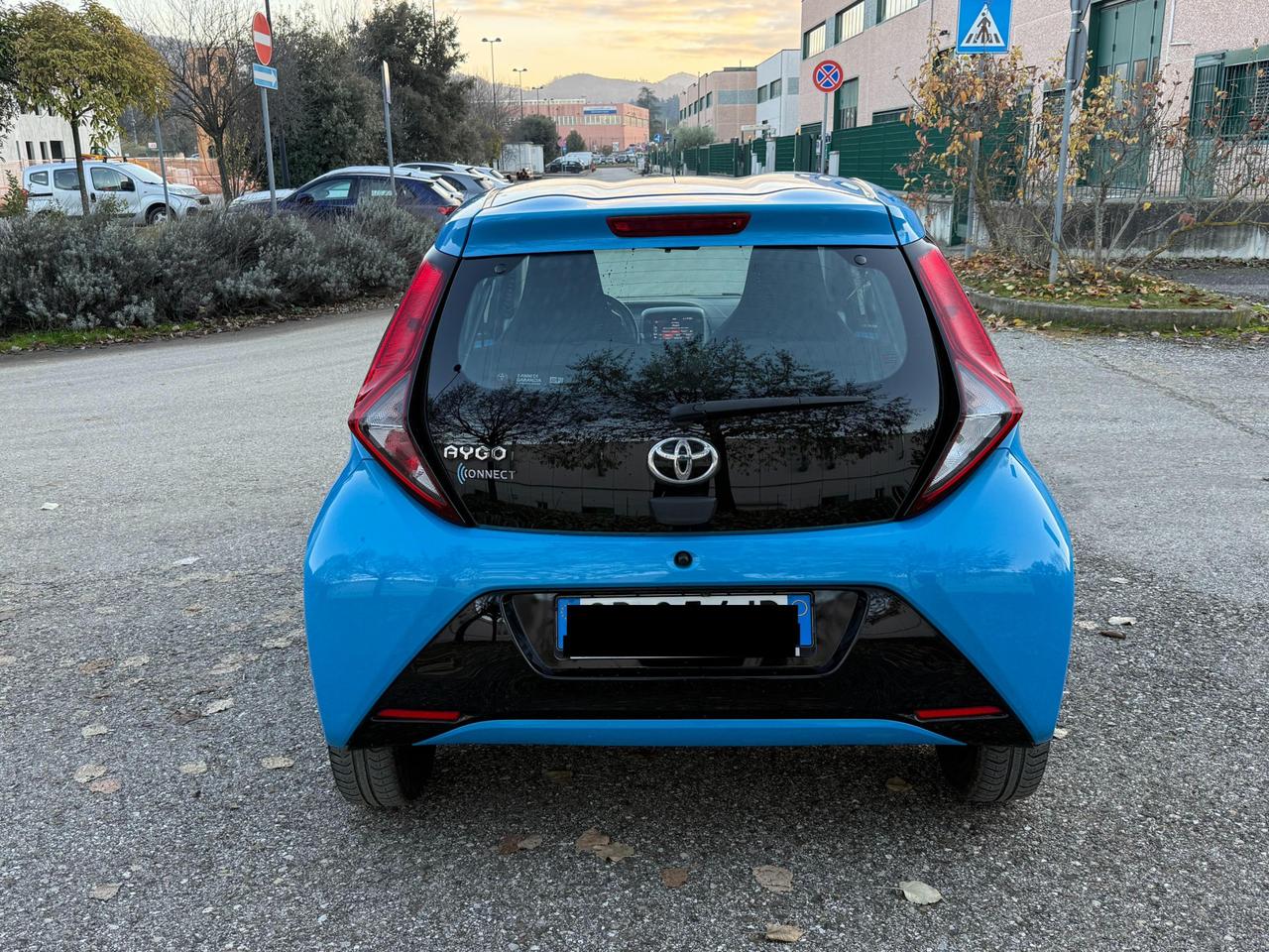 Toyota Aygo 5 Porte Aygo 5p 1.0 x-business 72cv