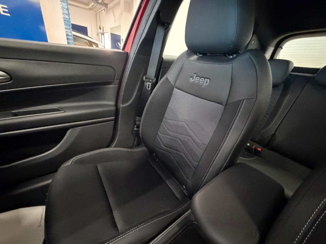 Jeep Avenger 1.2 Turbo 110 CV MHEV Altitude