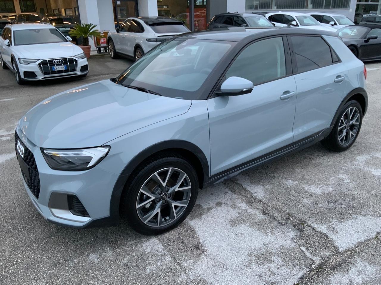 Audi A1 allstreet 30 TFSI S tronic Identity Contrast