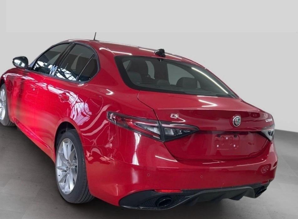 Alfa Romeo Giulia 2.0 Turbo 280 CV AWD Q4 Ti