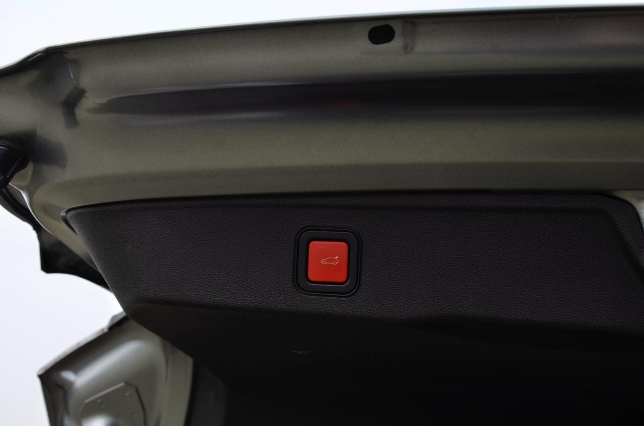 JEEP AVENGER 1.2 t ALTITUDE FWD 100cv, PREZZO REALE, UNICOPROPRIETARIO, SERVICE JEEP, UFF ITALIANA, EURO 6D, NAVI, PERMUTE