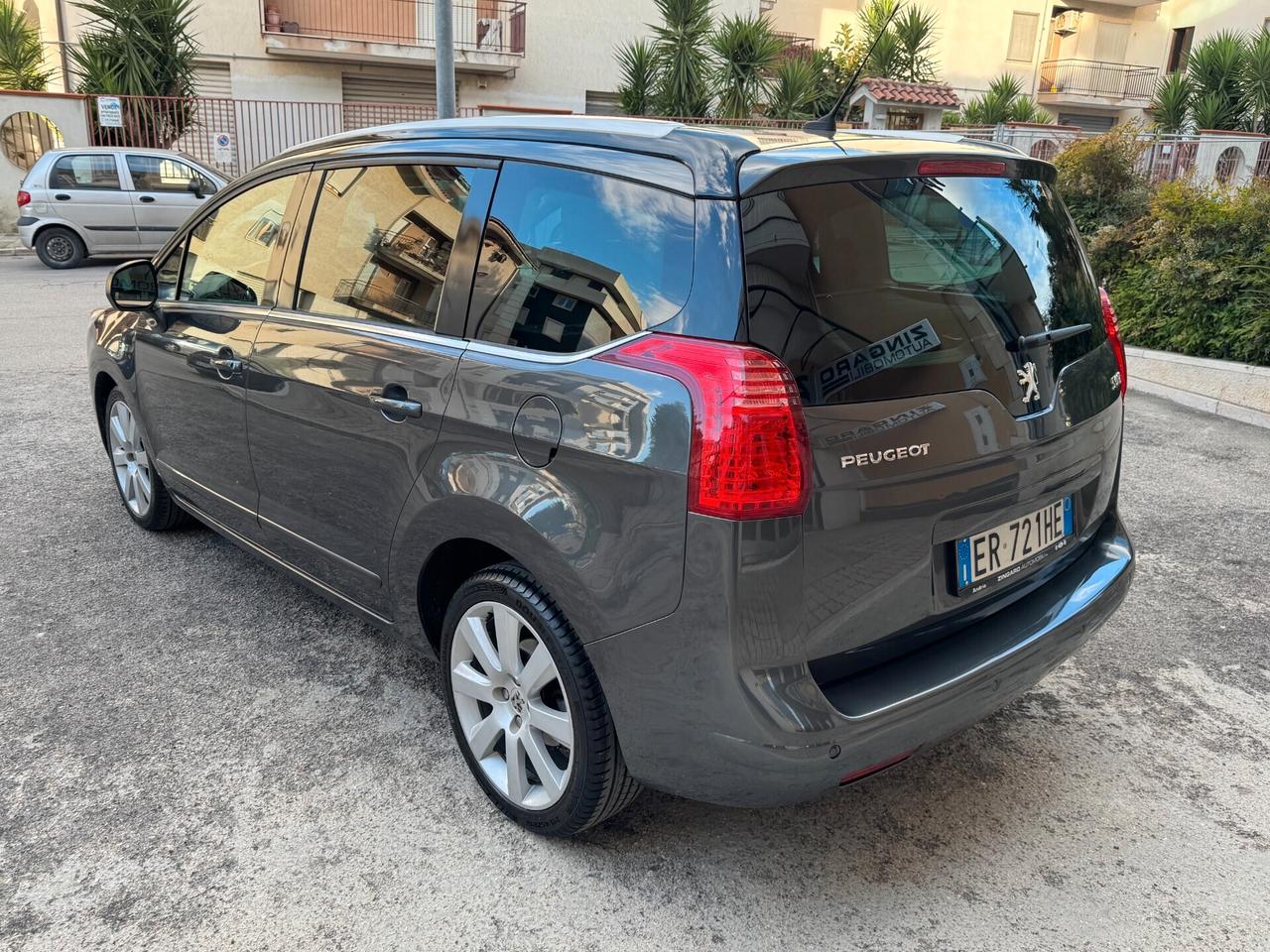 PEUGEOT 5008 1.6 HDI 115 CV. ALLURE 7 POSTI TETTO+NAVI
