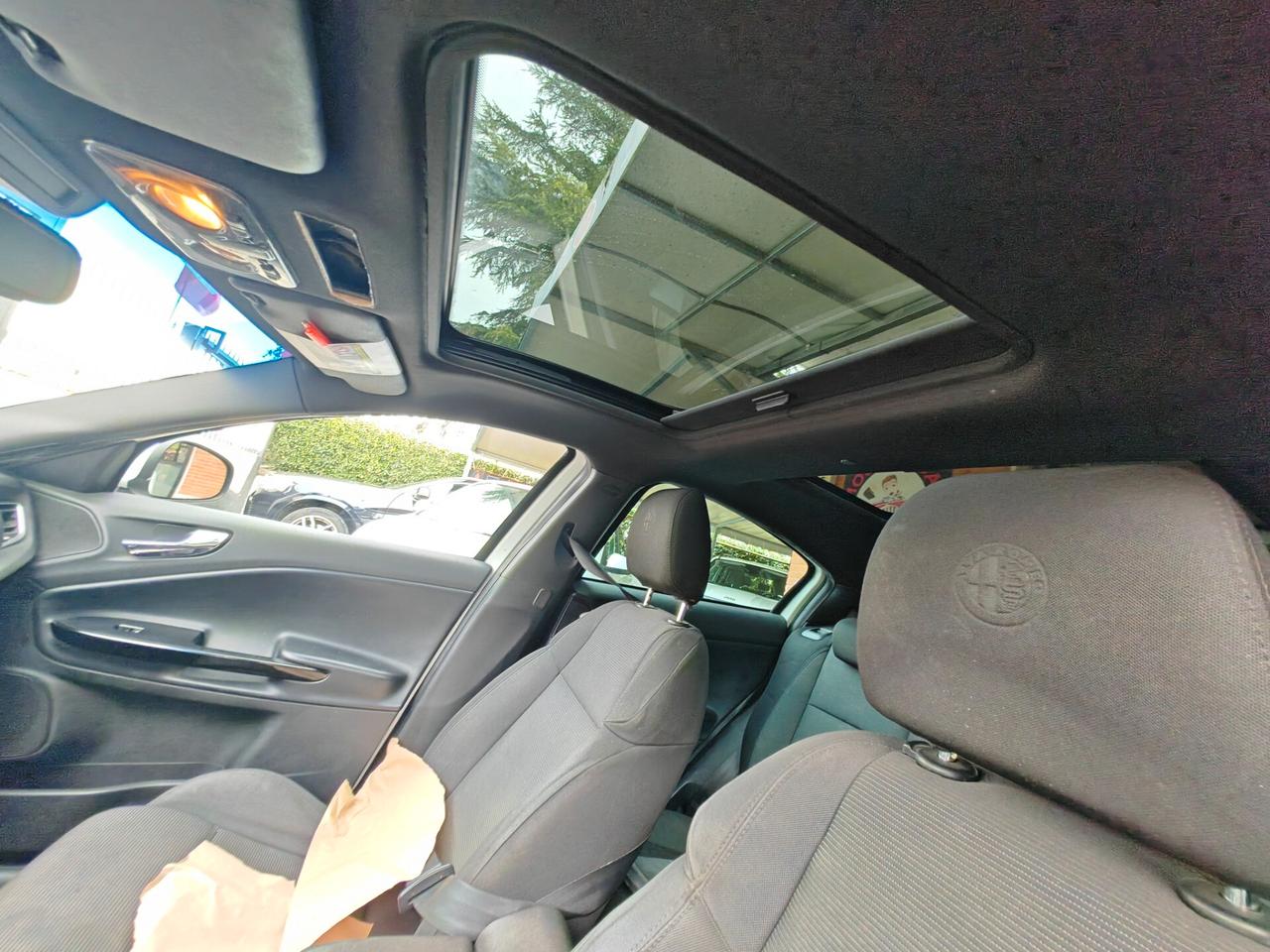 Alfa Romeo Giulietta 1.6 JTDm-2 105 CV Exclusive