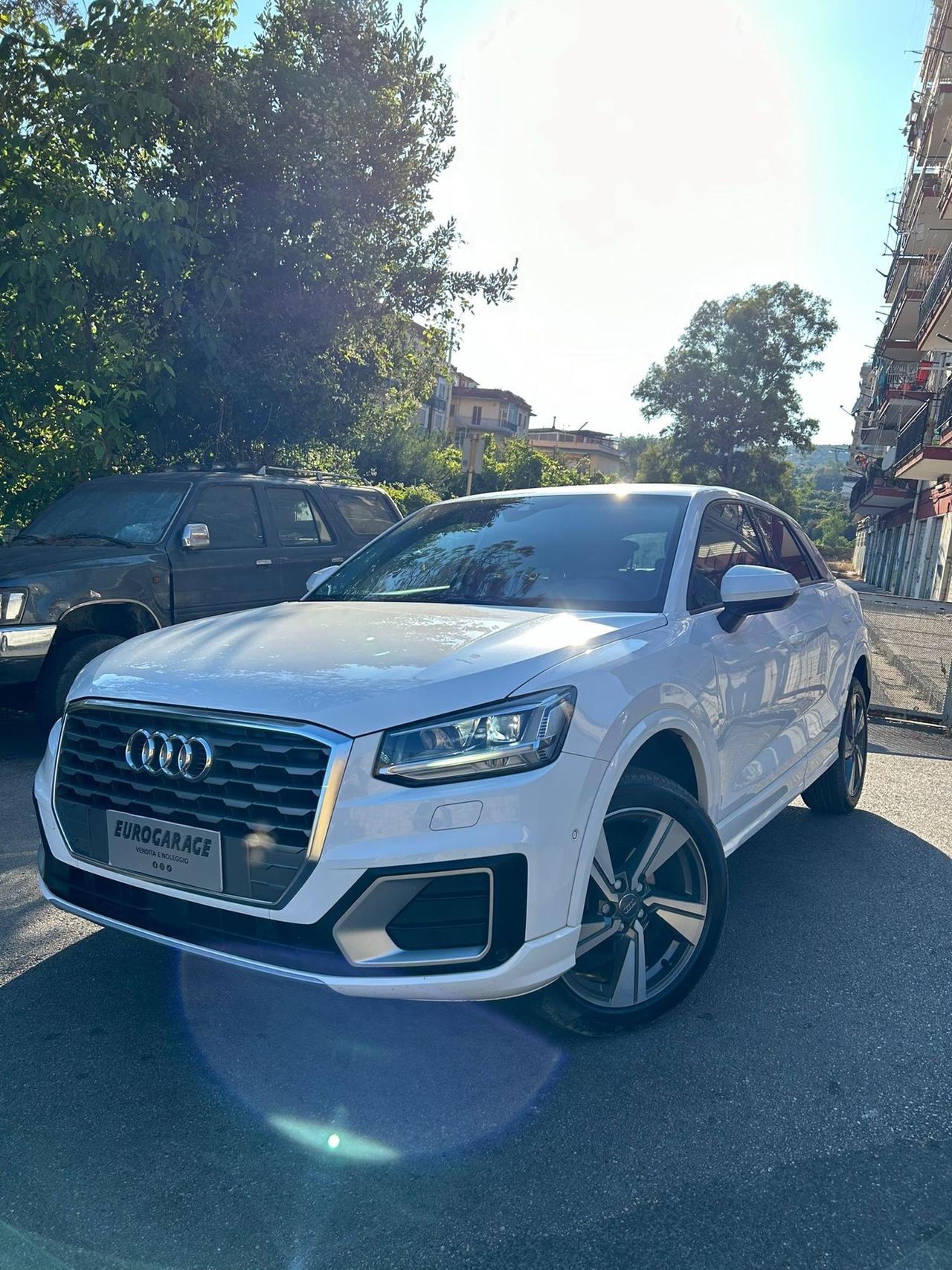 Audi Q2 35 TFSI Admired COCKPIT NAVI KEYLESS