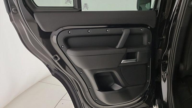 Land Rover Defender 110 3.0D I6 200 CV AWD Auto S