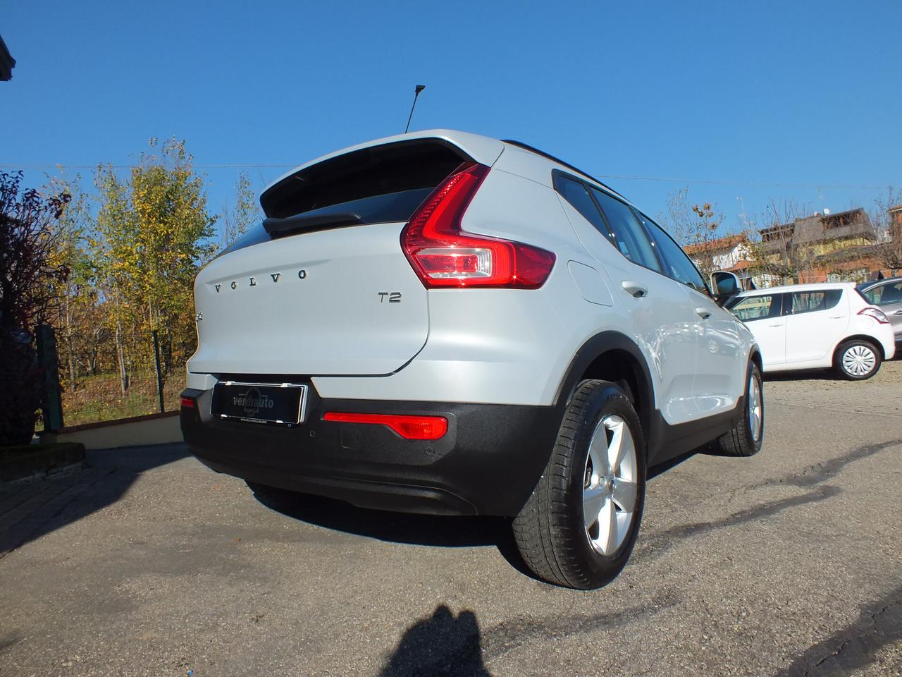 VOLVO XC40 T2 CORE 32.000 KM!