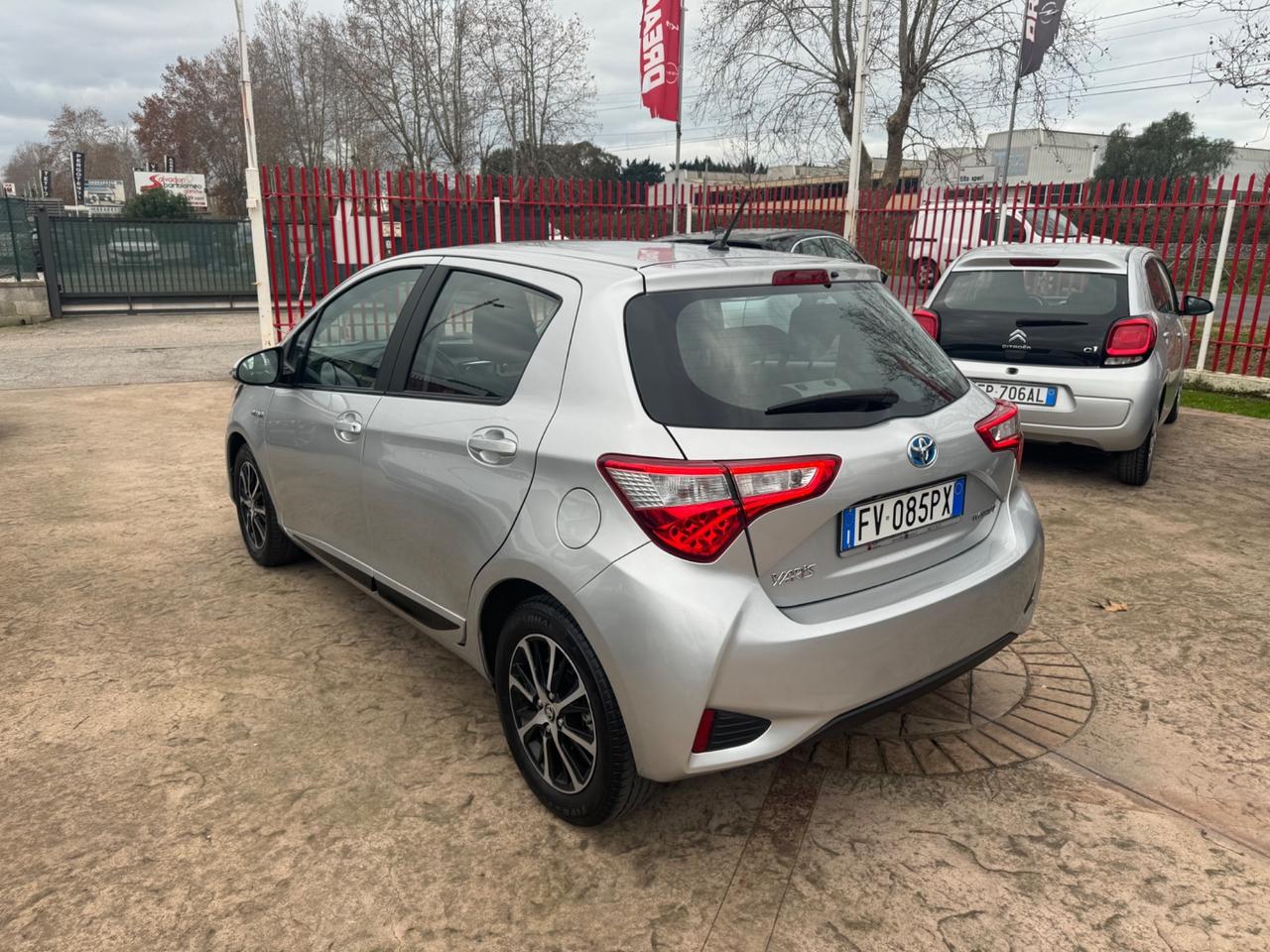 Toyota Yaris 1.5 Hybrid 5 porte Active