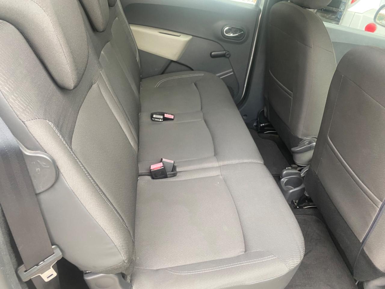 Dacia Lodgy 1.5 dCi 8V 110CV Start&Stop 5 posti Lauréate