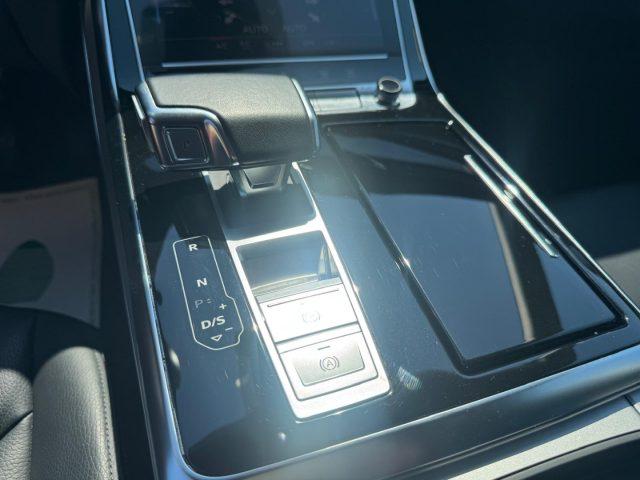 AUDI Q8 50 TDI 286 CV quattro tiptronic SPORT S-LINE
