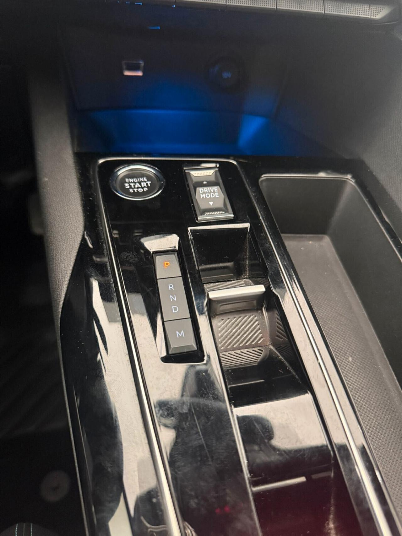 Peugeot 3008 1.5 130CV ANNO 2023 Allure Pack