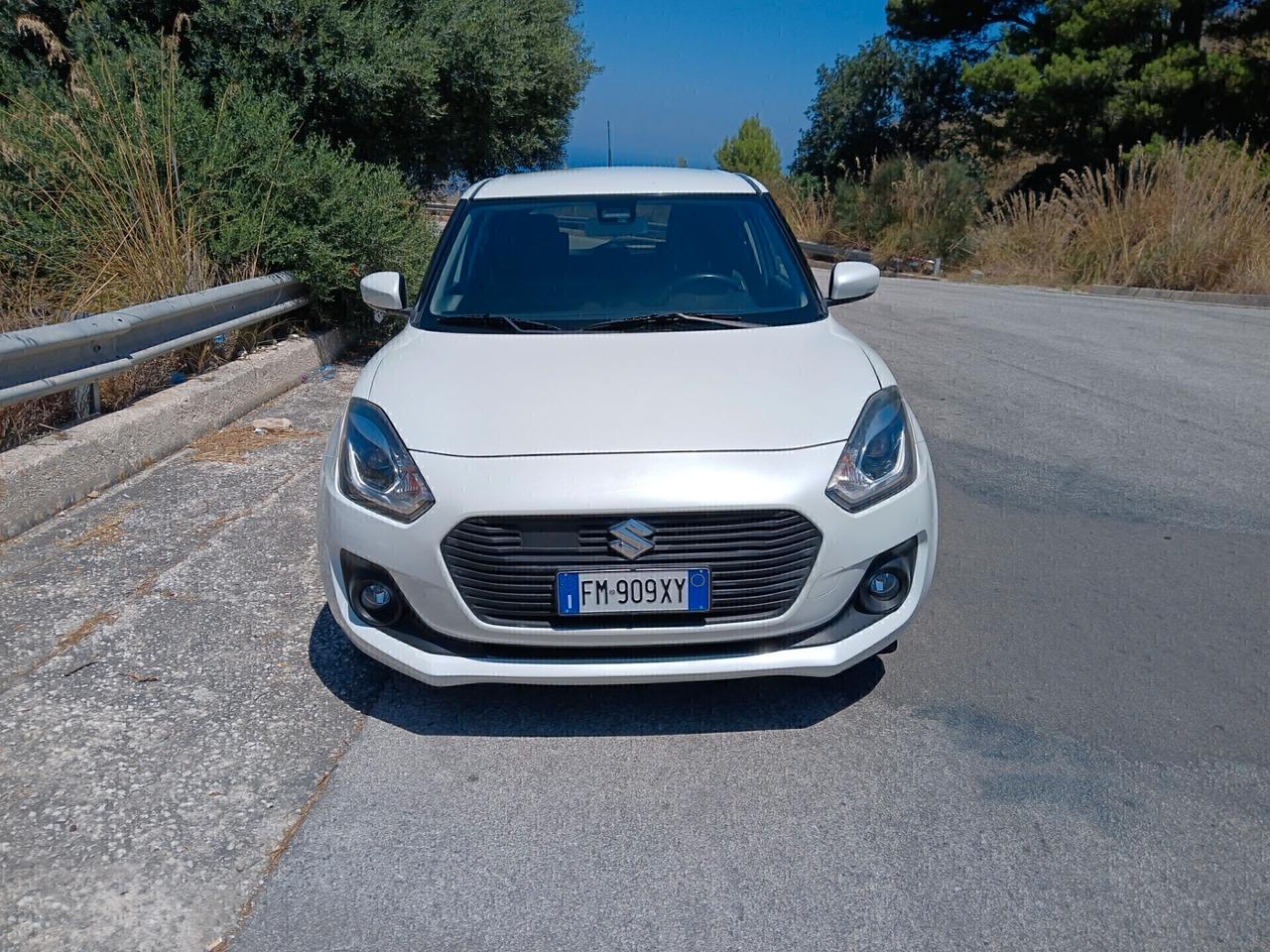 Suzuki Swift 1.2 Hybrid Top